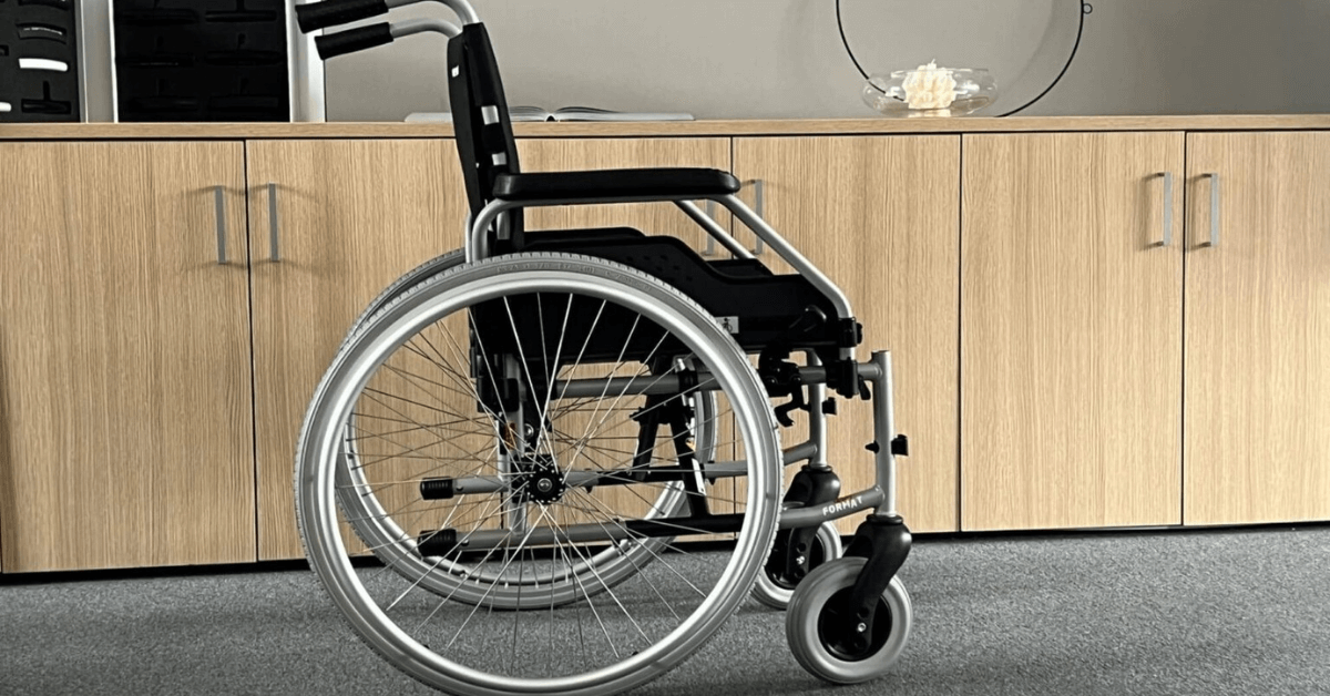 Sklopiva invalidska kolica